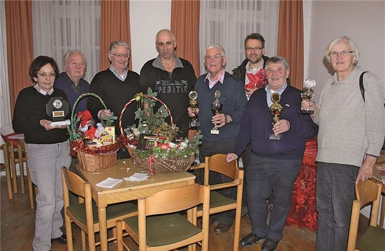 Preise, Pokale und der gute Zweck Preise, Pokale und der gute Zweck