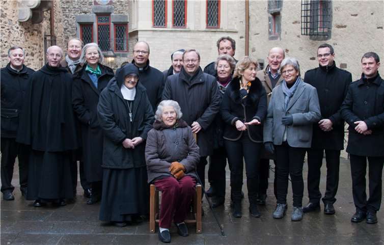 Hildegard von Bingen findet Platz in der Burgkapelle 