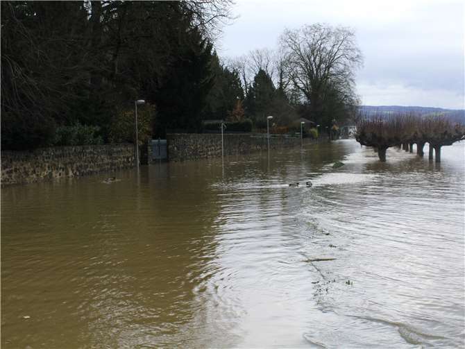 Linz war nur noch über die Höhe zu erreichen 