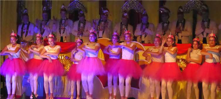 „Alles aus den eigenen Reihen!“ 