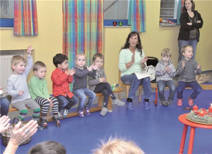 Weihnachtlicher Singkreis in der „Schatzinsel“ 