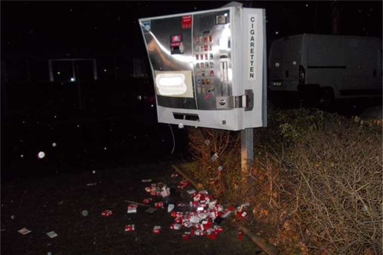 Zigarettenautomat gesprengt – Polizei sucht Zeugen 