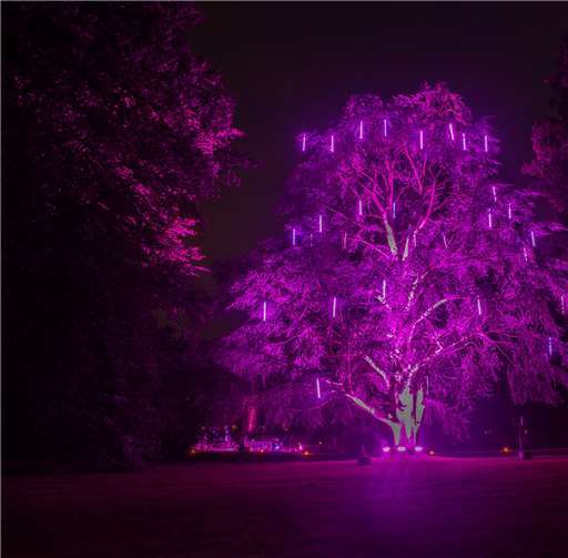 Die Festung leuchtet 