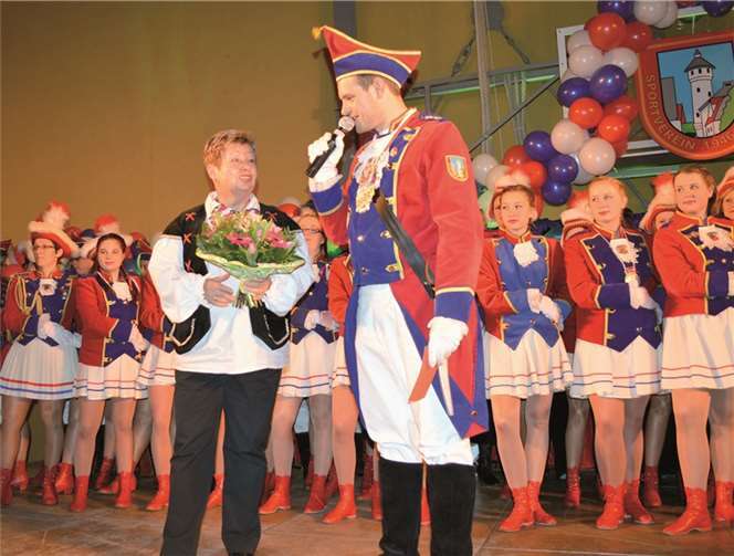 400 Jecken amüsierten sich prächtig 