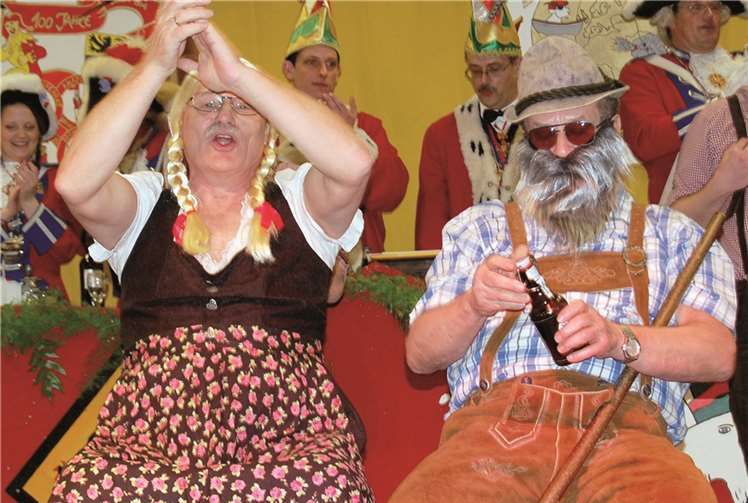 Der Elferrat tanzte Schuhplattler 