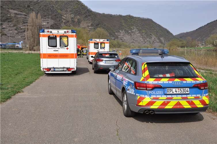 Opa und Enkelkind sterben in Mosel 