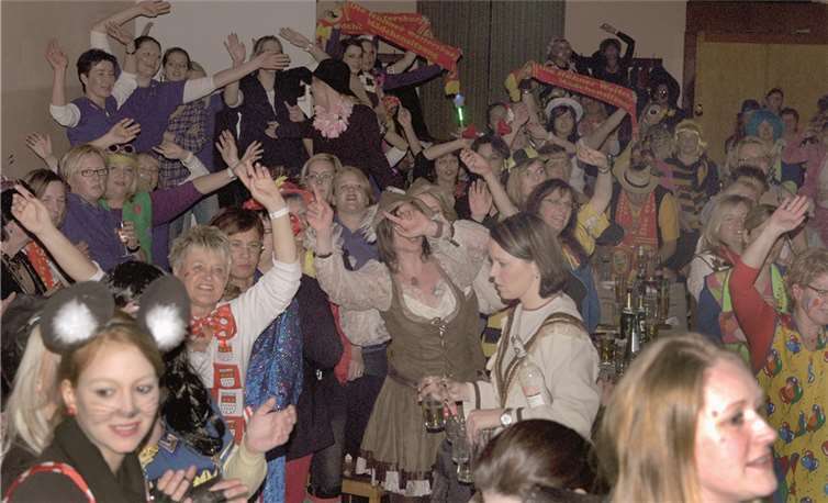 Bombenstimmung im Hühnerstall 