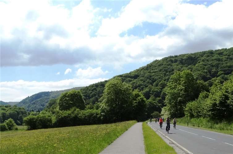 50 Kilometer nur für Fahrradfahrer, Inlineskater und Fußgänger 