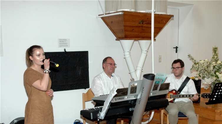 Streuobstwiesen und idyllische Bachläufe 