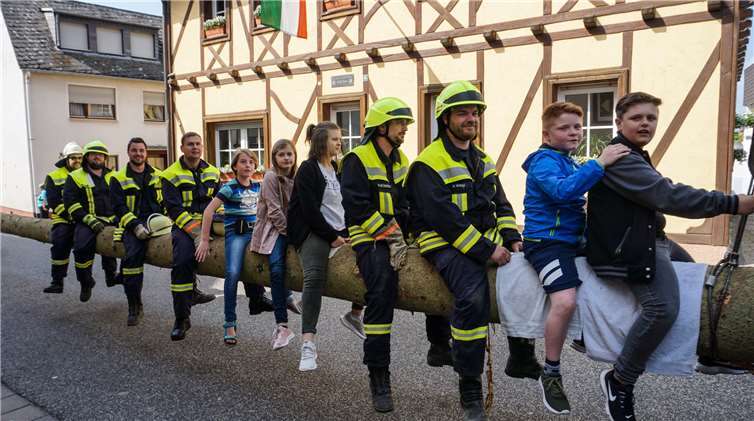 Drei Tage ausgelassene Stimmung rund um die Kirche Drei Tage ausgelassene Stimmung rund um die Kirche