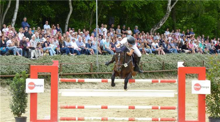 Leonie Schwender räumt ab 