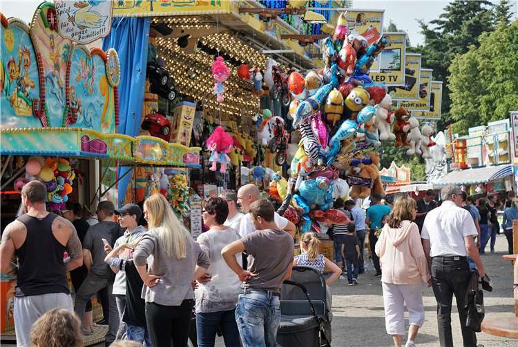 „So muss ein Kirmesplatz aussehen“ 