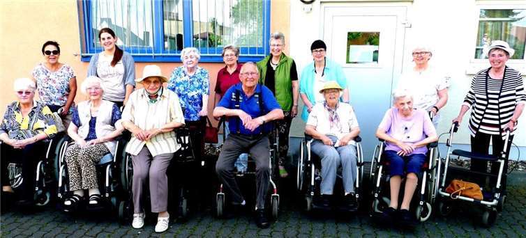 Seniorinnen und Senioren trafen sich mit Hortkindern 