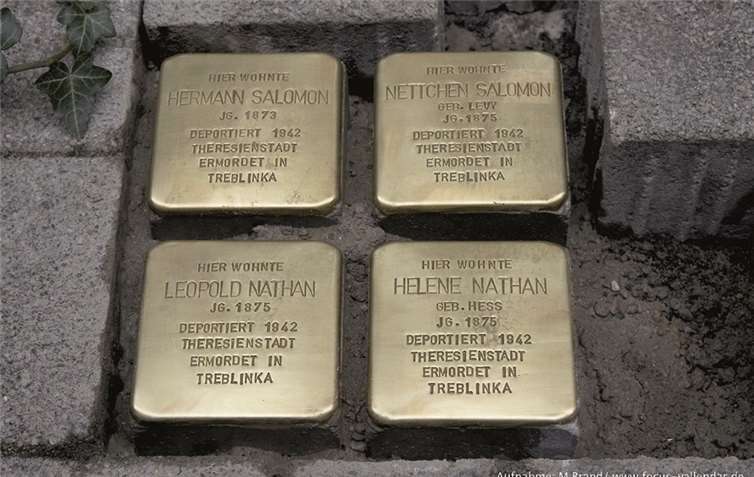 Stolpersteine erinnern an die Menschen, die im Nationalsozialismus ermordet wurden 