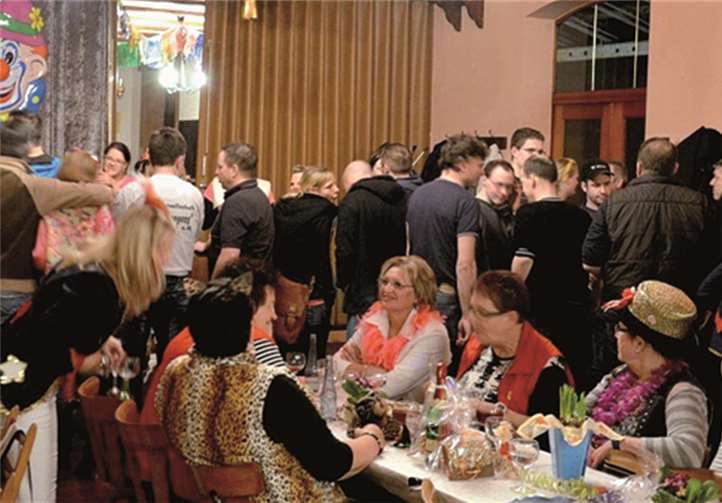 Möhnentag stimmte die Narren auf Schwerdonnerstag ein