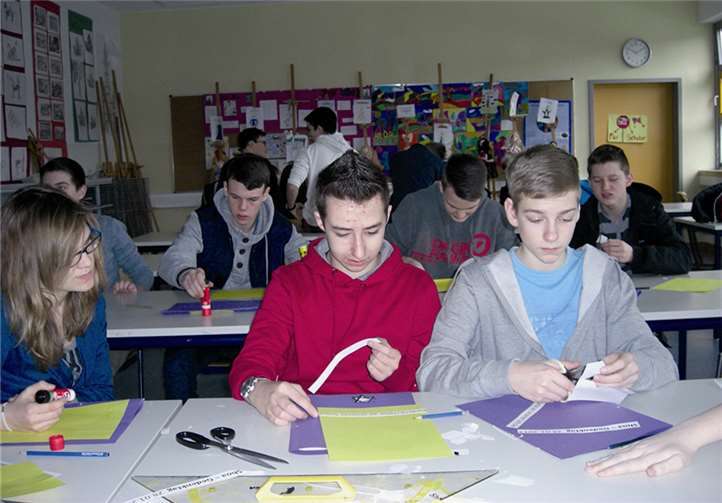 Schuleigene Gedenkstätte erinnert an Opfer des Holocaust