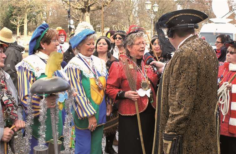 Den Gegner aus dem Rathaus „gefegt“ 