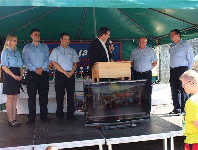 14 Jugendfeuerwehren trafen sich zum Spiel ohne Grenzen 