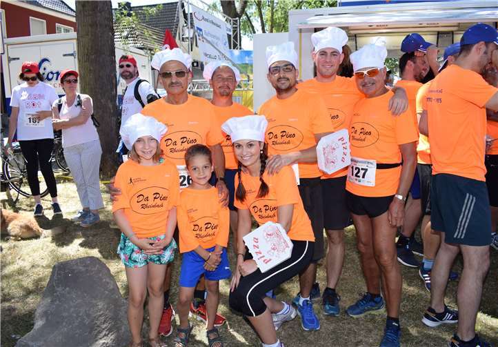 Bei Affenhitze liefen auch Gorillas beim Bürgerlauf mit 