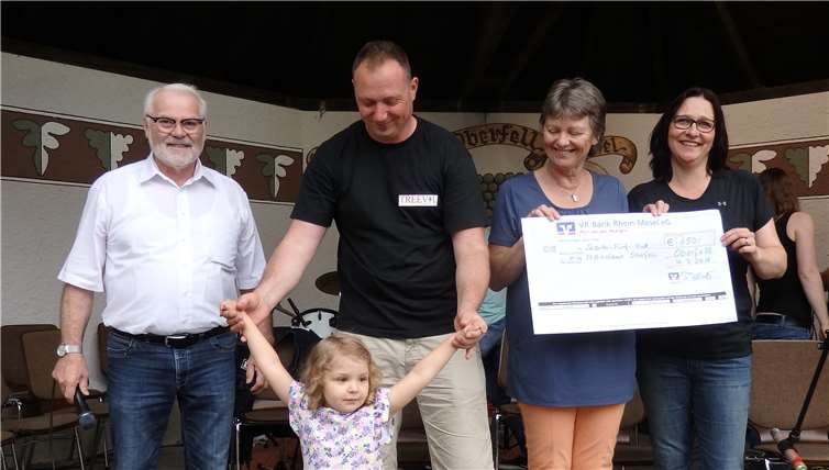 Alteingesessene und Neubürger feierten ein harmonisches Fest 