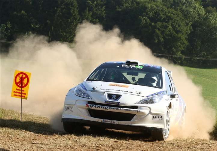 Färber feiert Jubiläums-Sieg in Oberehe 