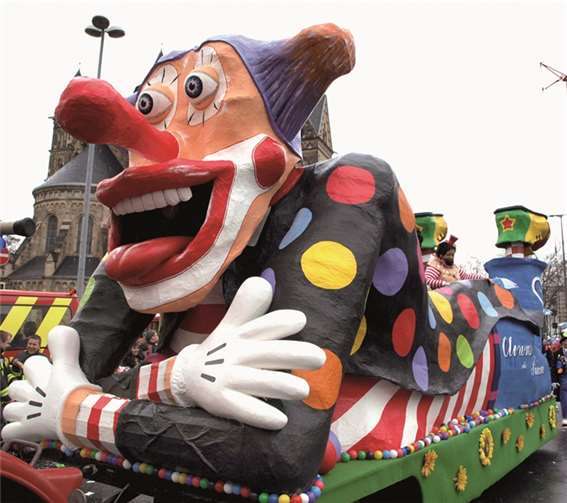 Die Narren feierten ausgelassen den Höherpunkt der Karnevalssession Die Narren feierten ausgelassen den Höherpunkt der Karnevalssession