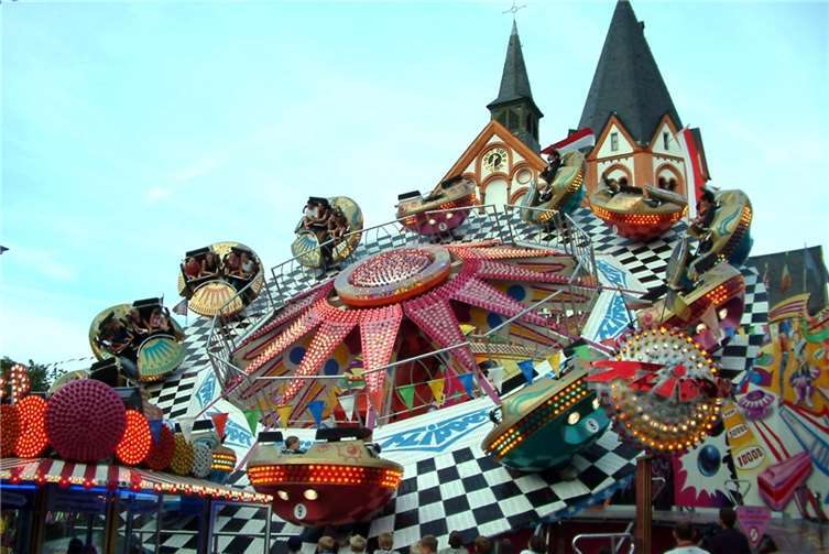 Breakdancer vor Sankt Peter 