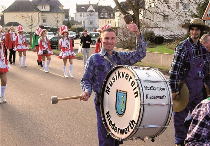 Kunterbunte Karnevalsumzüge 