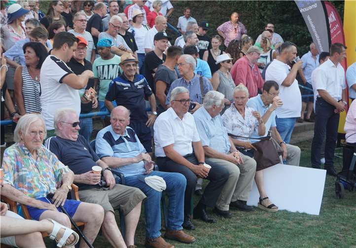 40.000 Euro für die Caritas 