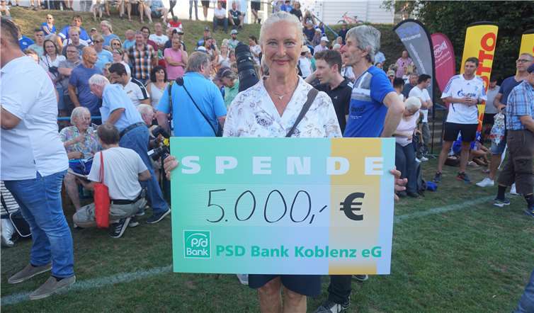 40.000 Euro für die Caritas 