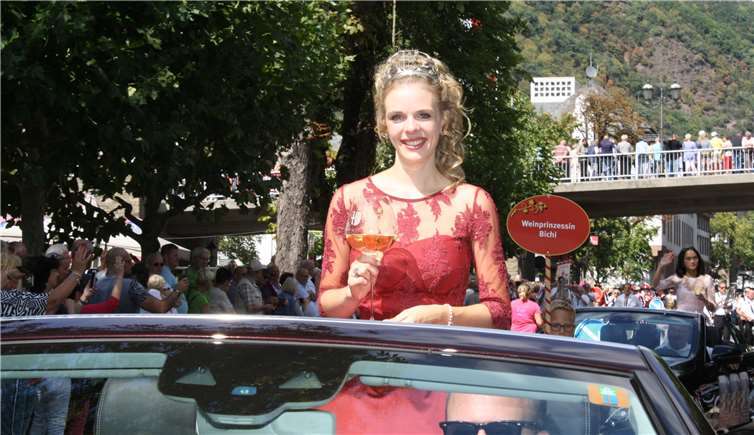 Fröhliches Stelldichein mit bestem Moselwein 