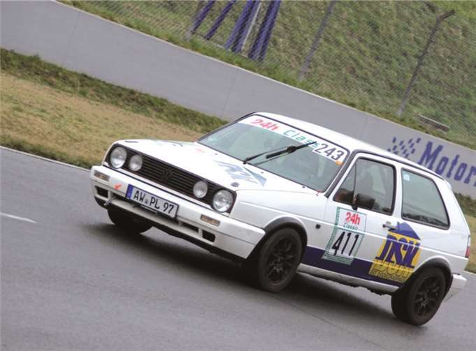 Jugendliche bilden sich weiter 