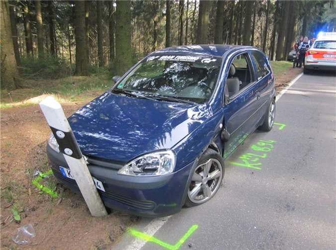 Schwerer Verkehrsunfall an der Hohen Acht 