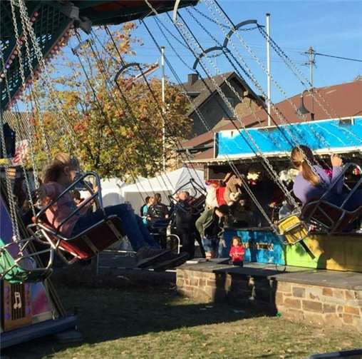 Mary’s Revival Band sorgte für tolle Stimmung und eine volle Burghalle 