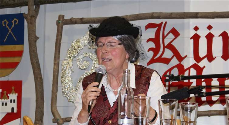Zum Jubiläum wurden die Zuhörer mit tollen Mundartvorträgen begeistert 