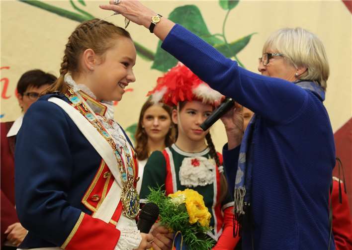 Julian I. und Lena I. regieren die Jecken 