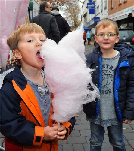 Trockenes Herbstwetter und viele Angebote lockten Gäste aus nah und fern 