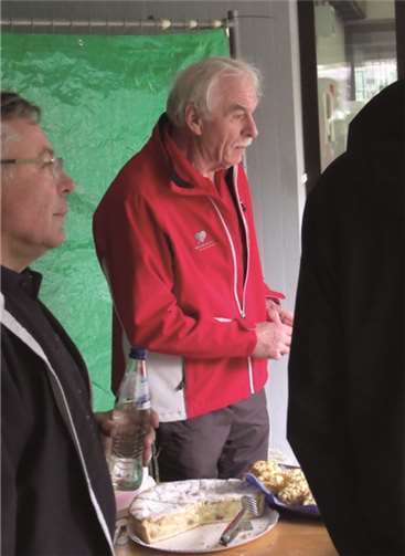 Sportrollstuhl anlässlich des 9. Lions Integrationscup gestiftet 