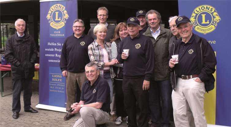 Sportrollstuhl anlässlich des 9. Lions Integrationscup gestiftet 