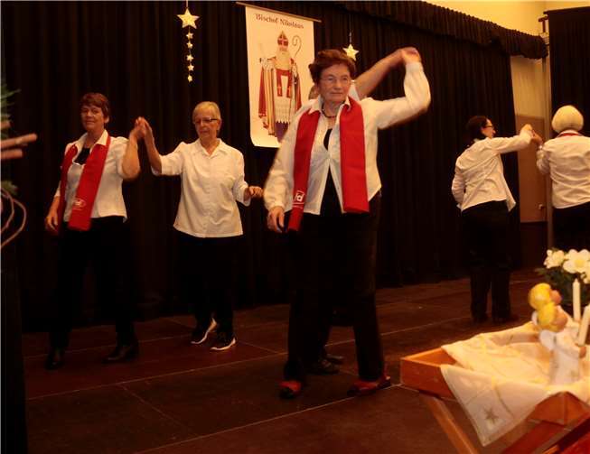 Ein harmonischer und unterhaltsamer Nachmittag im Advent 