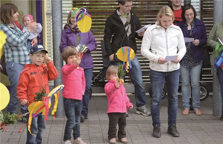 Die Kinder vertreiben den Winter 