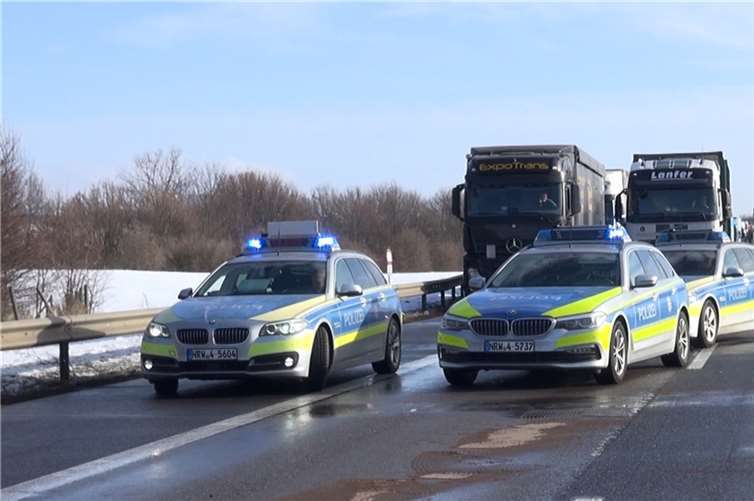 Zwei Schwerverletzte auf der A61 