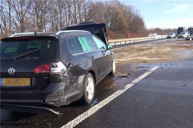 Zwei Schwerverletzte auf der A61 