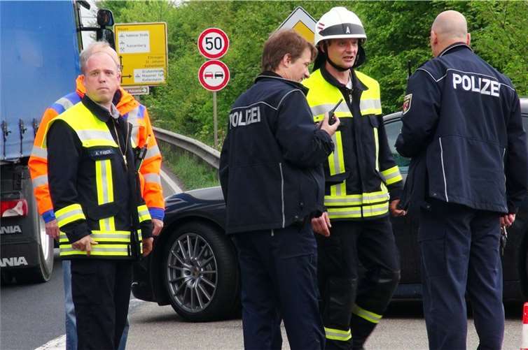 36t-Sattelzug kippte um 