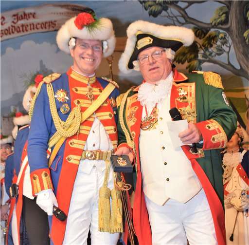 Am „Närrischen Abend“ wurde eine besondere Ehrung vorgenommen 