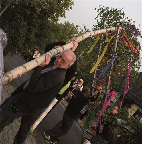 Viele Chöre begrüßten den Wonnemonat Viele Chöre begrüßten den Wonnemonat