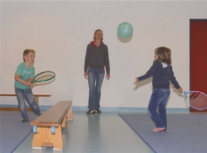 Schnuppertennis im Evangelischen Kindergarten begeisterte die Kinder 