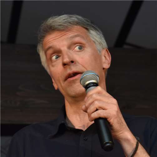 Hintergründiger Humor auf der Bühne 