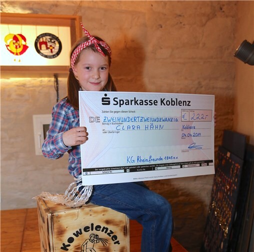 Nachwuchsstar Clara Hähn gewinnt den Ulles-Pokal! 