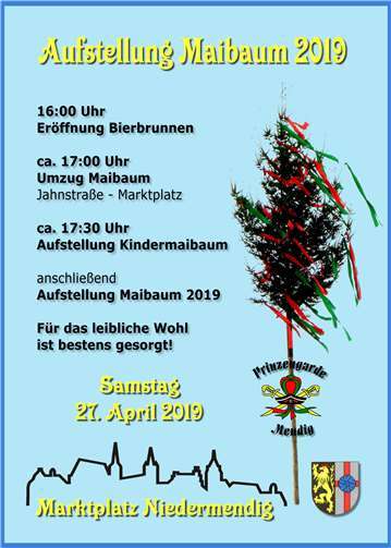 Maibaum wird aufgestellt 